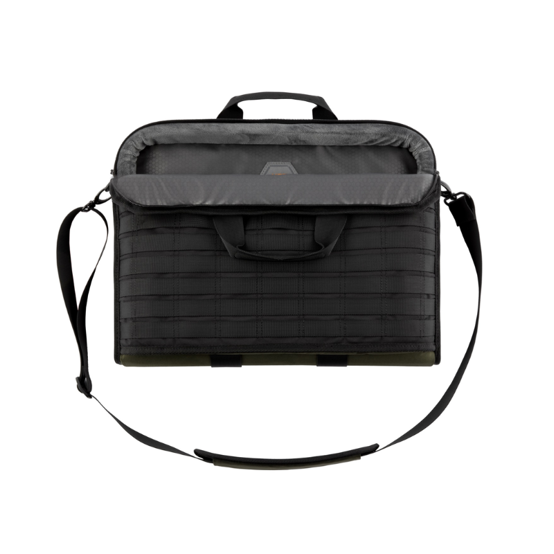 UAG Slim Brief 16 Inch – Olive