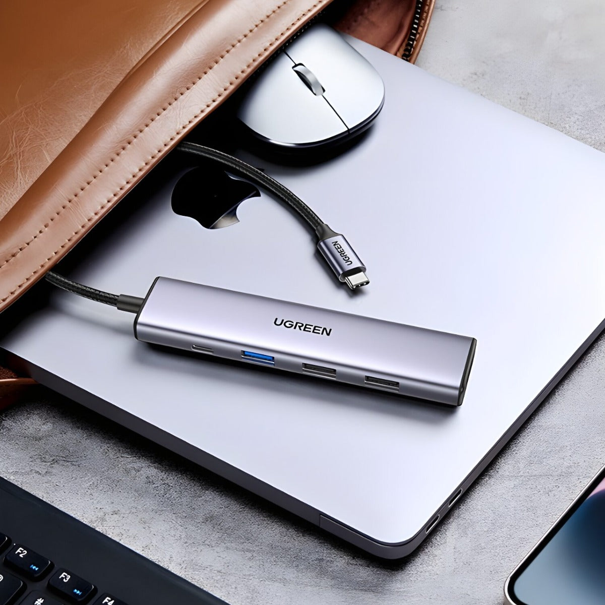 UGREEN Revodok 5-in-1 Type C Hub | 4K HDMI | Type-C | USB3.0 | USB2.0 - Silver - Silver