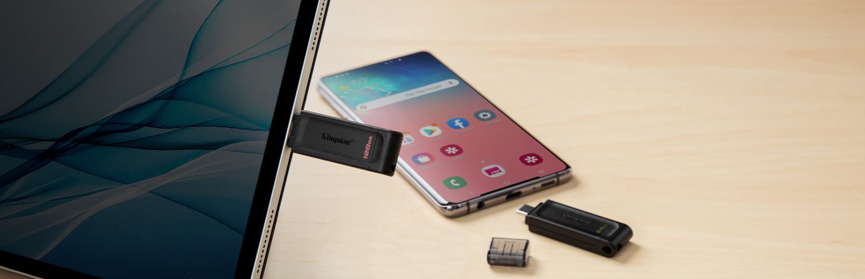 Kingston_64GB_USB_C_3.2_Gen_1_DataTraveler_70_sold_by_Technomobi