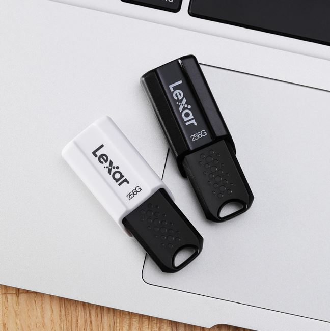 Lexar_Jump_Drive_USB3.1_S80_128GB_sold_by_Technomobi